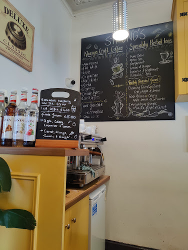 Strong's Cafe Bistro - Hospitality and gastronomy