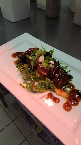 Nosh - Hospitality and gastronomy