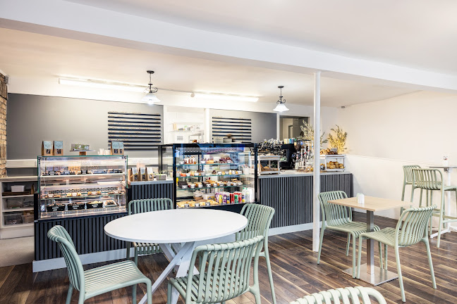 Praline Pastry & Chocolate Cafe