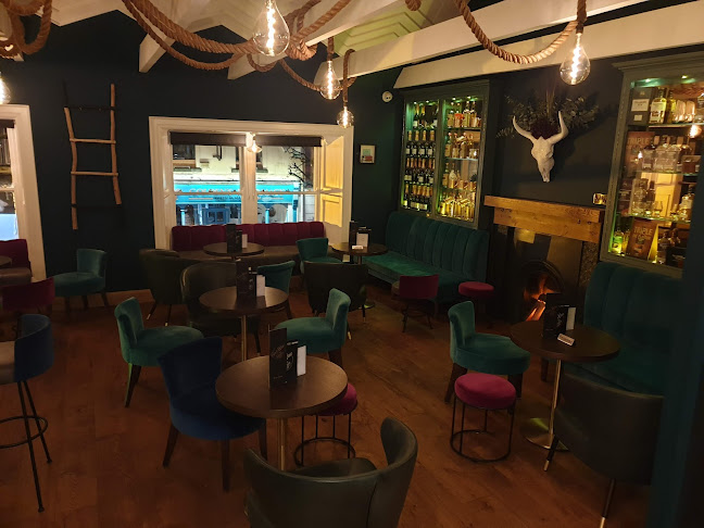 Comentarii opinii despre Janey Mac