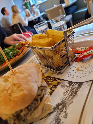 Opinii despre CAPRICE în Galway - Hospitality and gastronomy