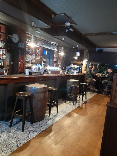 Comentarii opinii despre Yeat's Local