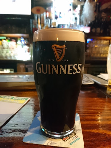 Fergie's Bar and Lounge - Hospitality and gastronomy