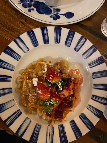 Hook & Ladder Sarsfield Street