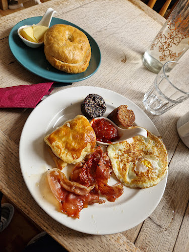 Opinii despre The Coffee House în Fermoy - Hospitality and gastronomy