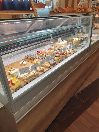 Alex Findlater and Company Ltd - Hospitality and gastronomy