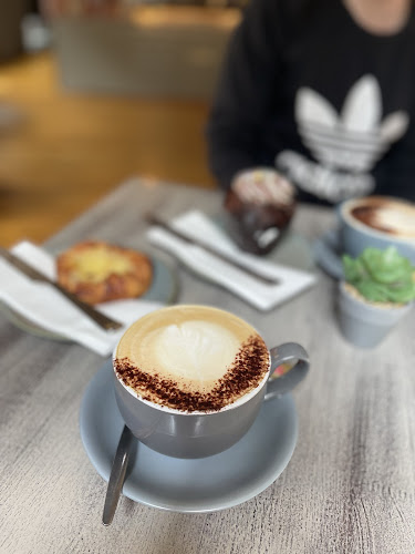 Opinii despre Kaffeine în Ennis - Hospitality and gastronomy