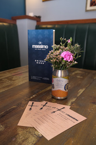 Comentarii opinii despre Massimo Bar Galway