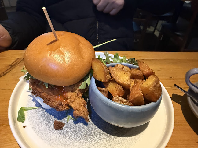 Dela Restaurant - Hospitality and gastronomy