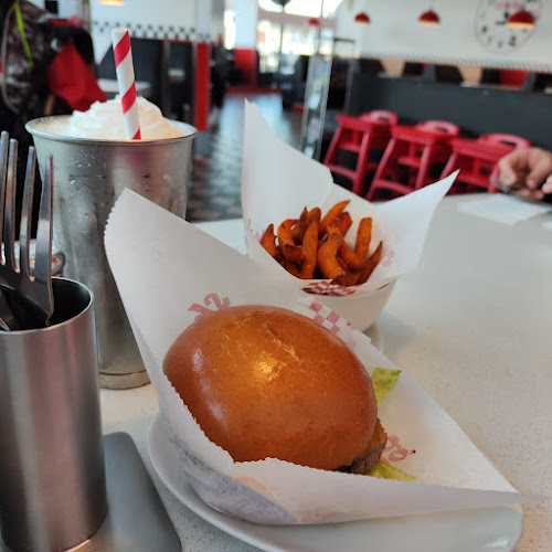 Comentarii opinii despre Shake Dog