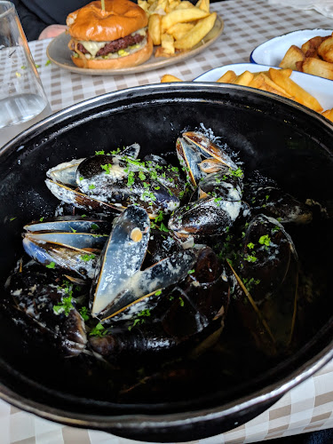 The Curragower Bar and Kitchen - Hospitality and gastronomy