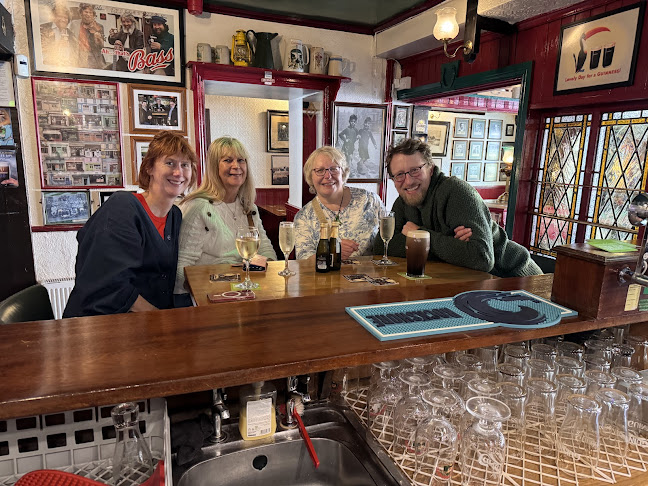 Comentarii opinii despre TJ Ryan Traditional Irish Pub