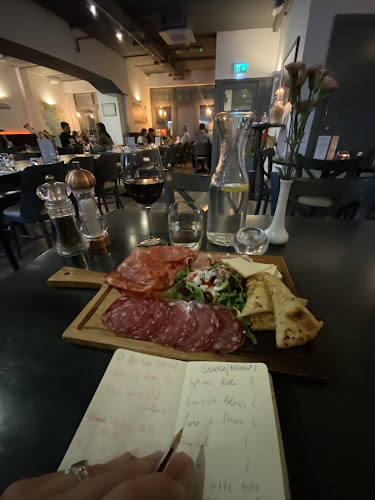 3 St Francis St, Galway, H91 XF1P