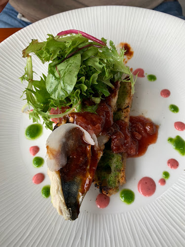 Oscars Seafood Bistro