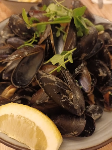 Lalla - Hospitality and gastronomy