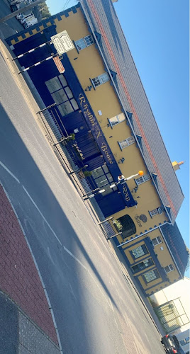 Rhythm N Booze - Hospitality and gastronomy