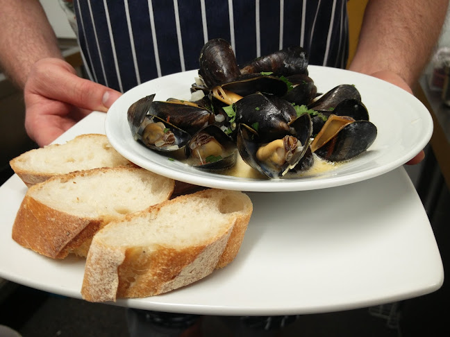 Opinii despre O'Mahony's of Watergrasshill în Cork - Hospitality and gastronomy