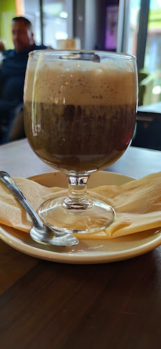 Hughies Bar - Hospitality and gastronomy