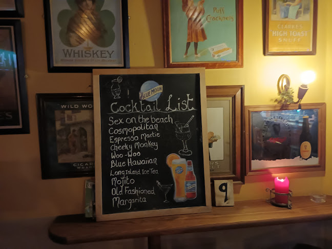 Skellys Bar & Guest House - Ballymahon