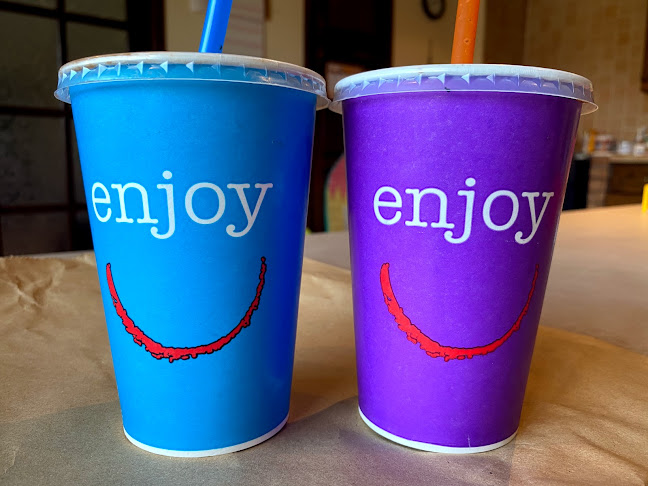 Macari’s Cafe/Take Away - Hospitality and gastronomy