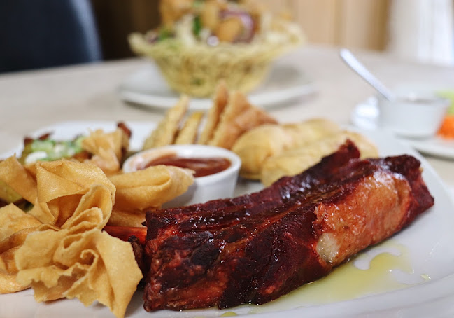 Opinii despre Four Seas Oriental Westport în Westport - Hospitality and gastronomy