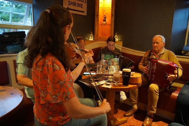 Comentarii opinii despre JJ Sheehy's Public House