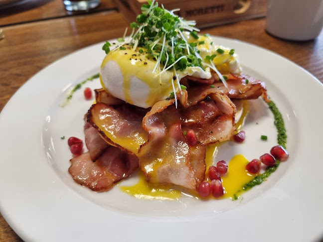 Comentarii opinii despre Previously The Airport Cafe