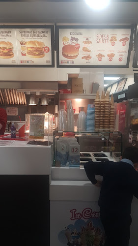 Opinii despre Supermac's & Papa John's Mullingar în Ballymahon Road - Hospitality and gastronomy