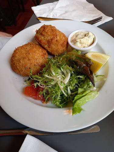 Isaac's Restaurant - Hospitality and gastronomy