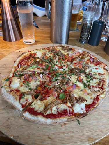 Comentarii opinii despre The Lodge Bar & Kitchen