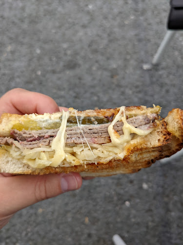 The Bear Paw Deli - Enniskerry - Hospitality and gastronomy