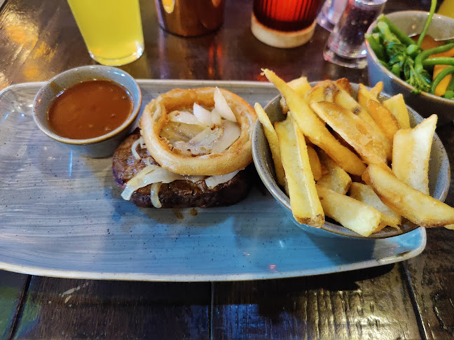 Comentarii opinii despre The Imperial Bar & Nightclub