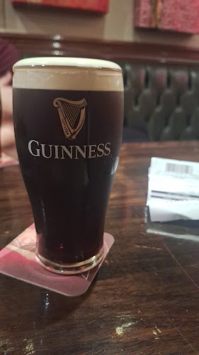 Opinii despre McKeowns Bar & Lounge în Dundalk - Hospitality and gastronomy