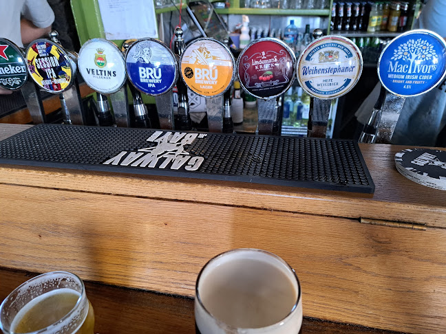 The Dew Drop Inn - Galway