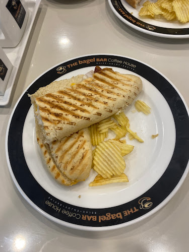 Comentarii opinii despre The Bagel Bar Coffee House