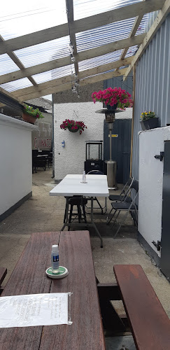 Opinii despre Dodd's Crescent Bar în Boyle - Hospitality and gastronomy