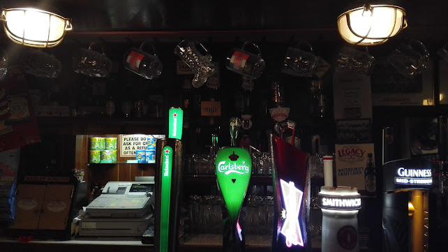 Stapletons Bar - Hospitality and gastronomy