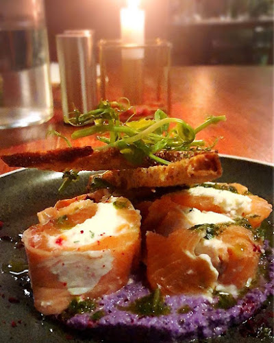 Comentarii opinii despre Momo Restaurant