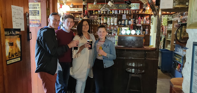 Comentarii opinii despre Conways Bar