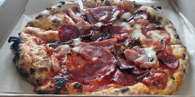 Opinii despre Firepit Pizza în Dundalk - Hospitality and gastronomy