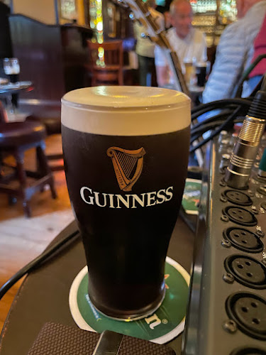 Nealon's Bar - Hospitality and gastronomy