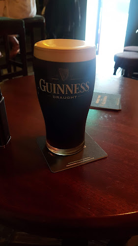 Comentarii opinii despre Betty's Bar