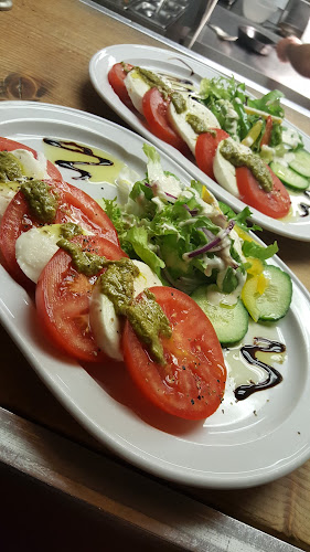 Il Pomo Doro - Hospitality and gastronomy