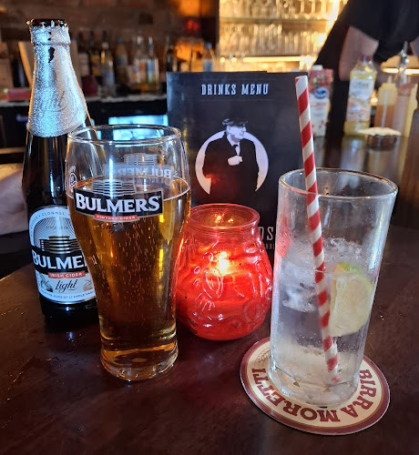 Little Richards Wood Fired Pizza - Hospitality and gastronomy