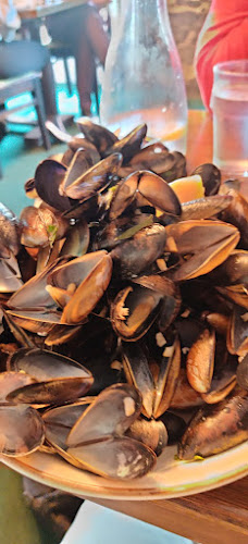 Opinii despre Paddy Burkes Bar & Restaurant în Clarinbridge - Hospitality and gastronomy