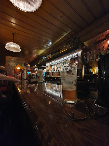 Courtney's Bar - Hospitality and gastronomy