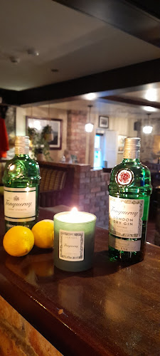 Foxs (Foxs Castle Lounge) - Navan