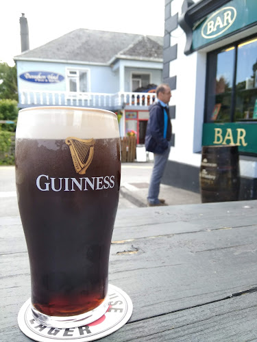 Pat Cohan's Gastro Pub - The Quiet Man Bar - Cong