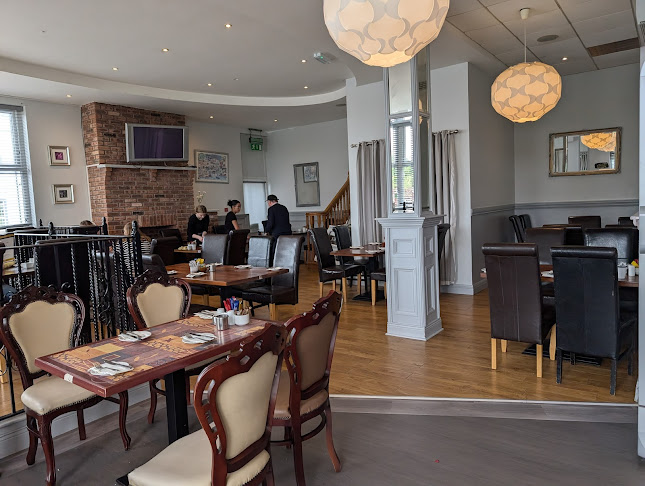 Comentarii opinii despre The West Wing Restaurant