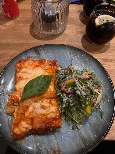 20 Academy St, Centre, Cork, T12 V9DK